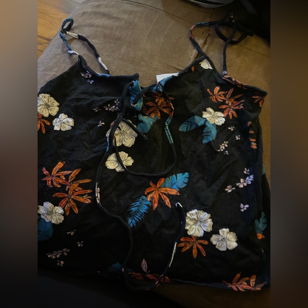 Size small crop top